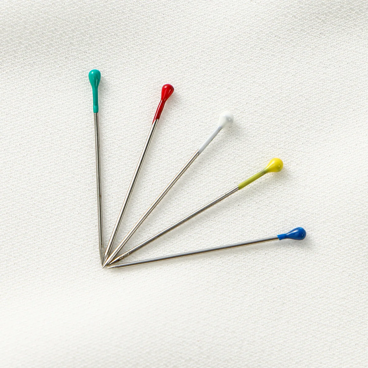 Colorful Positioning Pins for Clothing Scarf Hijab Pins with Storage Box Lightweight Brooch Scarf Buckle Hijab Accessories view 6