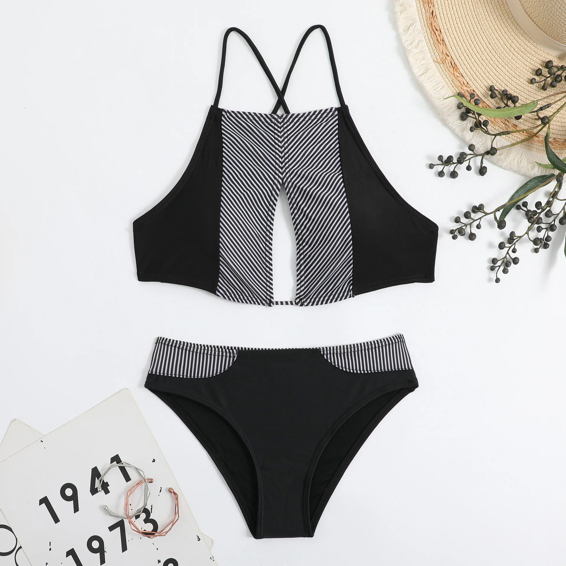 Bikinis de cuello alto para mujer, traje de baño Sexy a rayas para playa, conjunto de Bikini brasileño para piscina 2024