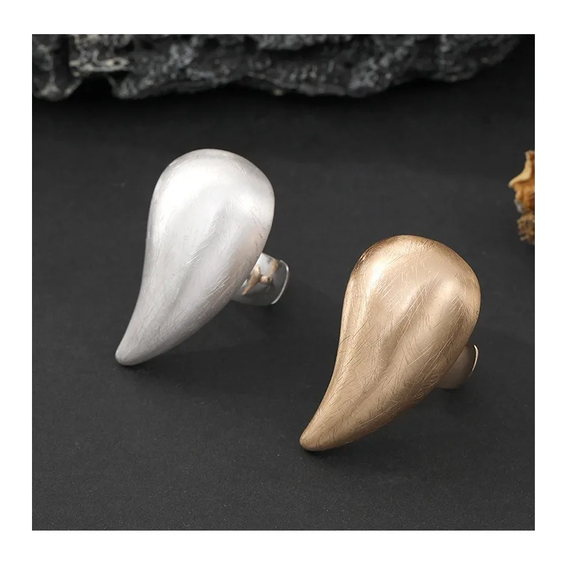 

Brushed Exaggerated Ring, Living Water Drop Geometric Niche Design, High-end Jewelry