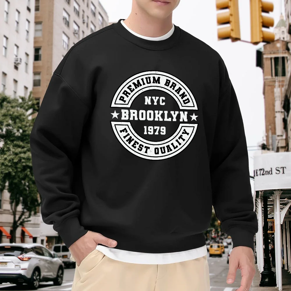 

Men's Black Crewneck Sweatshirt, American Retro Nyc Brooklyn Print Top, Loose Casual Street Style, Versatile and Comfortable for Everyday Wear