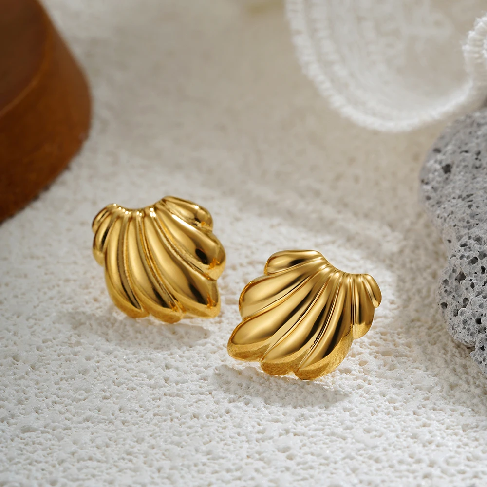 

Vintage 18K Gold Plated Wave Textured Stud Earrings 3D Geometric Jewelry for Women Polished Luxury Earring Wedding Party Gift