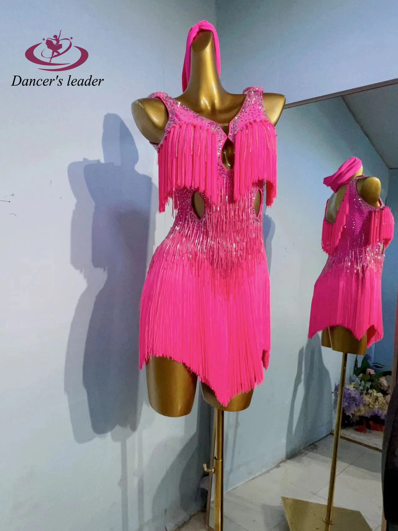 Vestido de baile latino para mujer, vestido personalizado de gama alta sin mangas con borlas, disfraz de actuación con diamantes de imitación de Samba