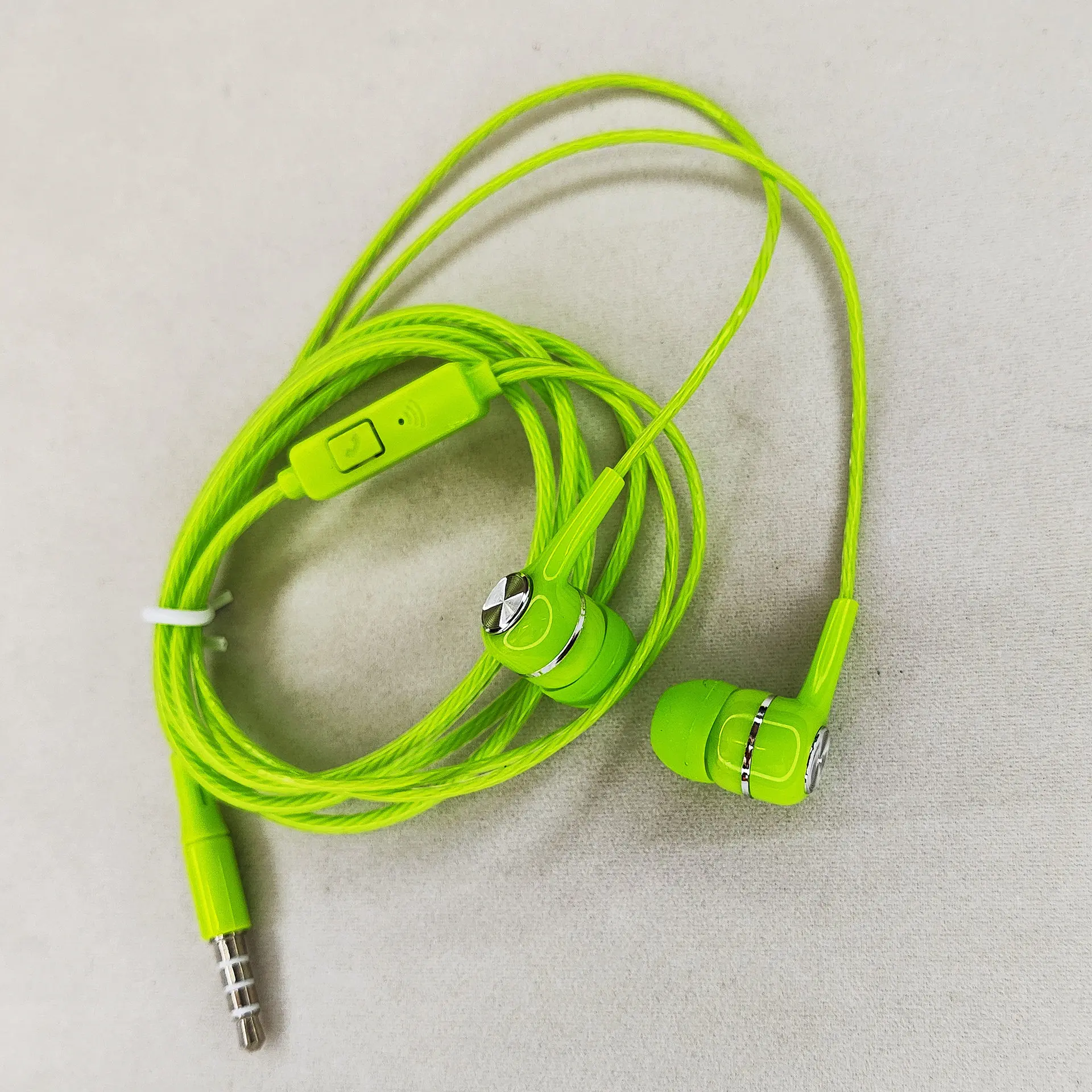 หูฟังแบบมีสาย S12 แบบอินเอียร์ - Shure Mic Sm58 บทวิจารณ์และราคา