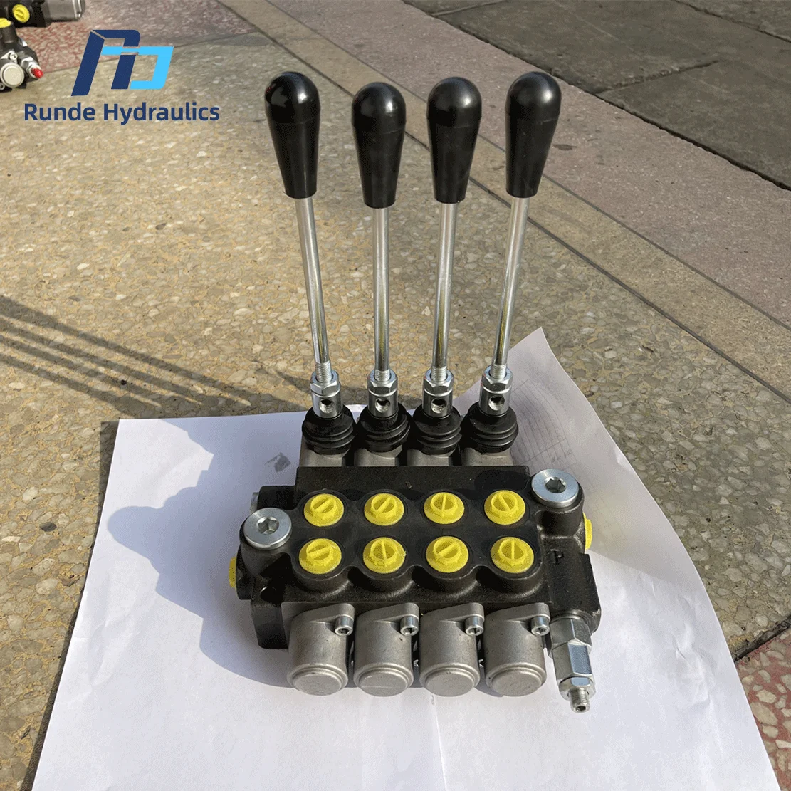 M45 Monoblock Multipurpose 3-Spool Directional Control Valve 50 L/min 3/8 in Port 31.5 Mpa Pressure
