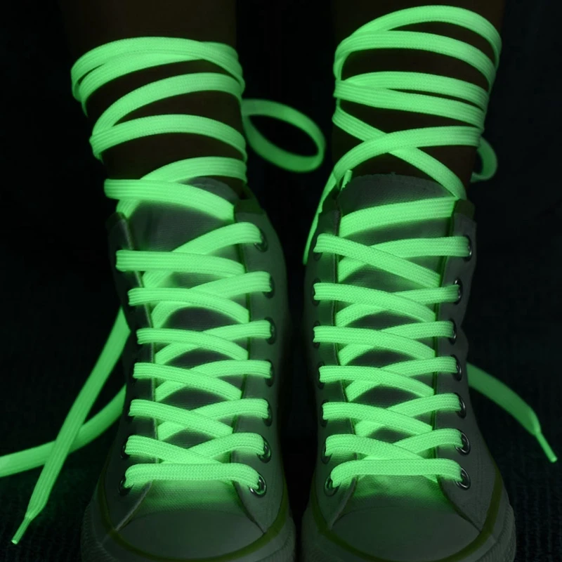 Lacci luminosi lacci per scarpe In tela piatta per Sport atletici Glow In The Dark Night Color fluorescente accessori per scarpe per lacci delle scarpe