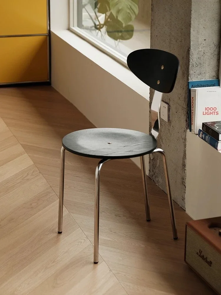 Nordic designer dining chair household small apartment modern simple solid wood backrest dining table chair