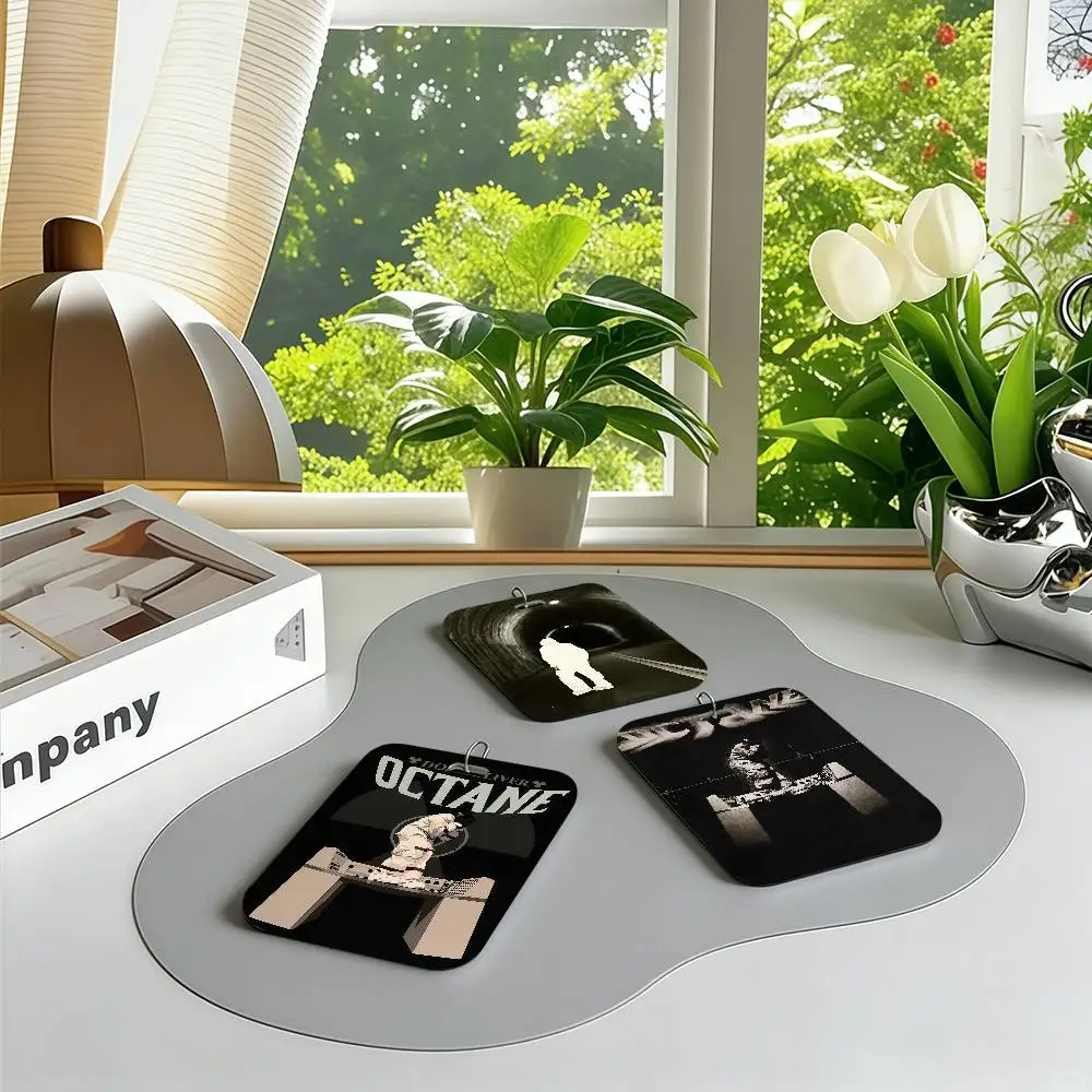 Singer D-Don T-Toli…