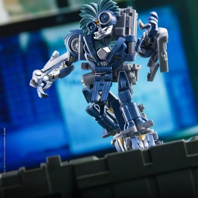 En stock Nuevo producto de Doctor Wu, versión de película Little Monster, Runner MC-03, proporción pequeña, color transparente, juguetes transformados