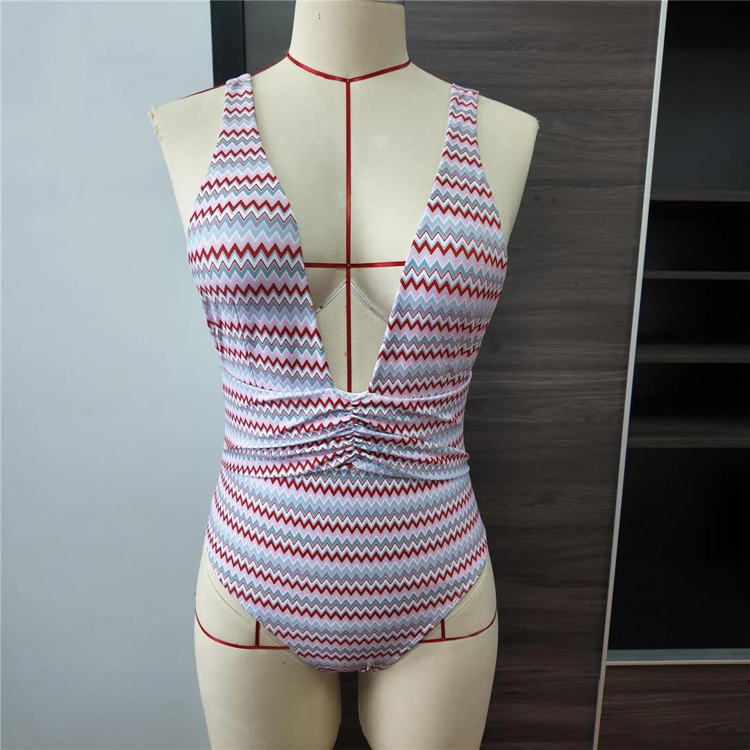 Badeanzug mit Wellenmuster, tiefem V-Ausschnitt und offenem Rücken für Damen, einteiliger Badeanzug, Monokini, Scrunch-Butt-Badeanzug, Badebekleidung, Badeanzug V8530 – Detail 6