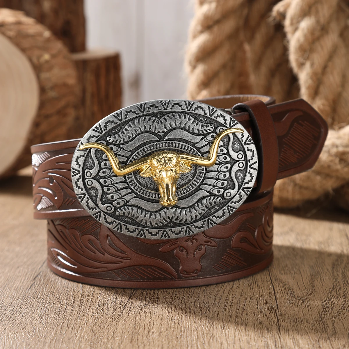 A Retro Western Cowboy-Style Belt Suitable for Both Men and Women. PU Leather Embossed Belt