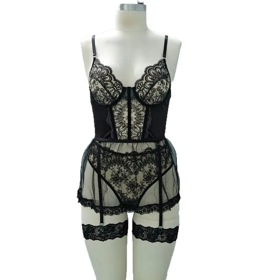 4 Pieces New Arrival Western Lace Patchwork See Through Bra Gauze Skirts Womens Lady Black Sexy Lingerie Set Sexy Lingerie