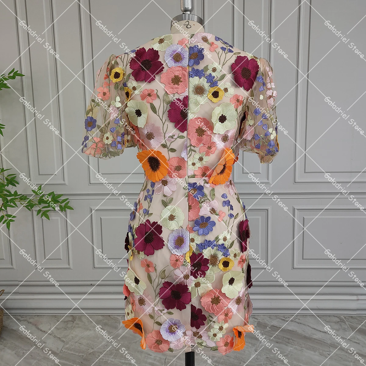 Mini robe de soirée florale brodée 3D, dentelle personnalisée, manches bouffantes courtes, fleurs colorées, remise des diplômes, soirée