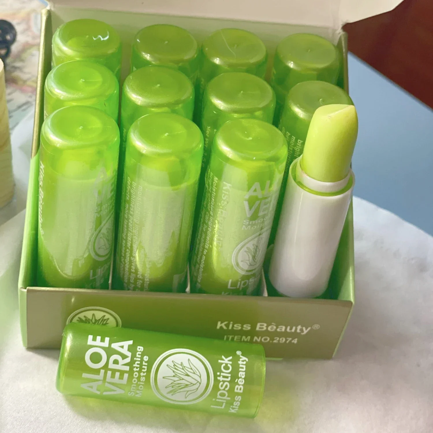 12 pçs aloe vera batom matiz labial compõem mudança de cor matizado bálsamo labial aloe vera hidratante longa duração batom atacado