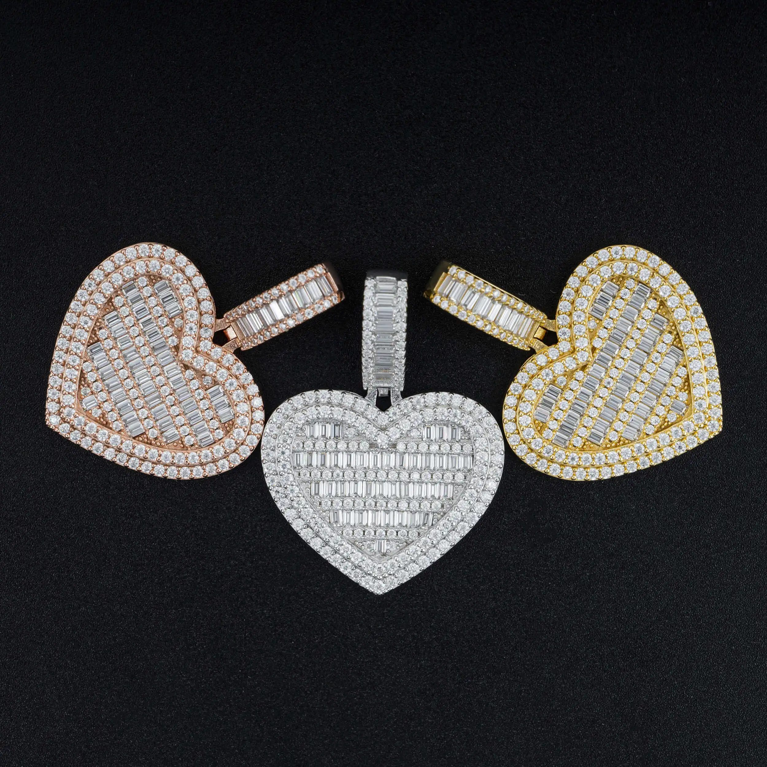 

Full Moissanite D Color VVS1 Romantic Heart Pendant S925 Sterling Sliver Rose/yellow Gold HipHop Pendant for Wedding Jewelry