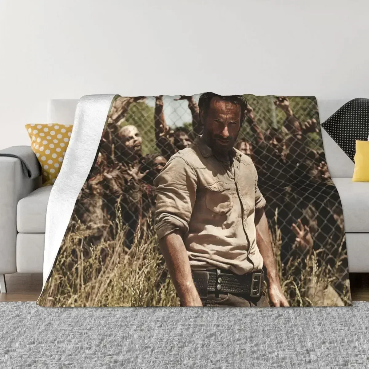 

The Walking Dead Rick Grimes Velvet Throw Blankets Horror Zombie Blankets for Home Travel Ultra-Soft Bedroom Quilt