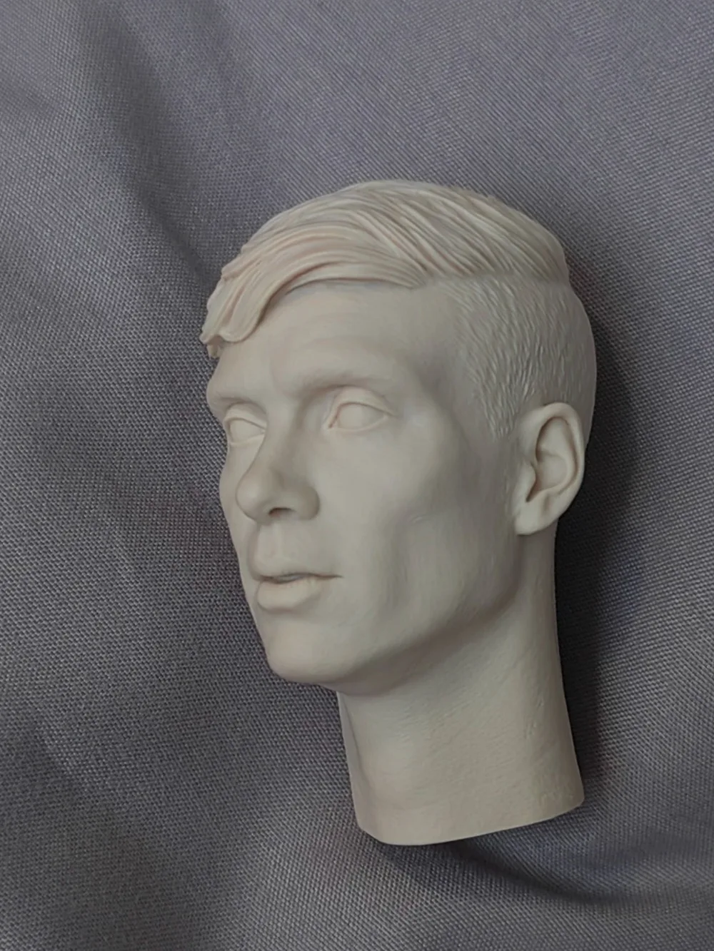 1/6 Die-cast Resin Model Assembly Kit (Tommy Shelby) Head Sculpted Model Toy (55mm) Unpainted