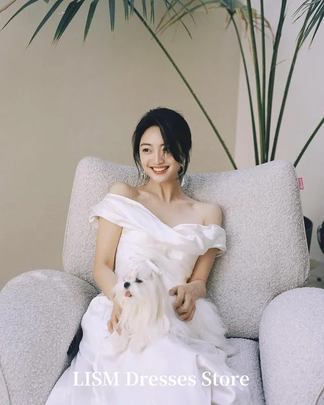 LISM قبالة الكتف حورية البحر كوريا فساتين الزفاف عالية لحم الخنزير الحرير الساتان فساتين زفاف تخصيص الزفاف الكورسيهات تبادل لاطلاق النار الصورة