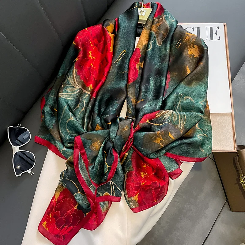 silk foulard foulard gucci flora prezzo