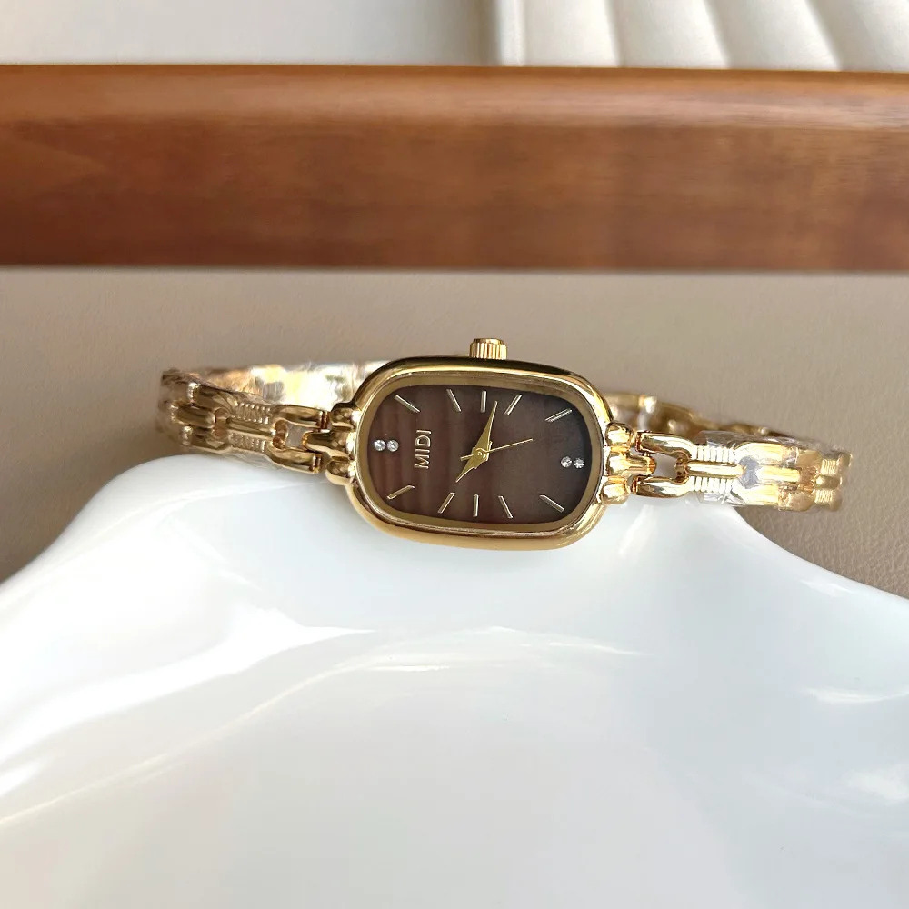 New deep sea blue, elegant and minimalist chain strap women's quartz watch, a creative and fashionable gift for women.
