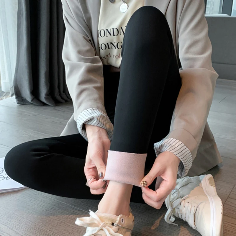 秋冬新ベルベットサメレギンス女性の基本的な肥厚無地暖かいパンツ弾性ウエスト痩身スポーツフィットネスパンツ