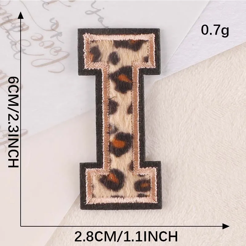 A ~ Z Engels Alfabet Letters Badge Patches, Luipaardprint Applique Borduren Ijzer op Stickers voor Kleding, DIY Naam Kledingstuk