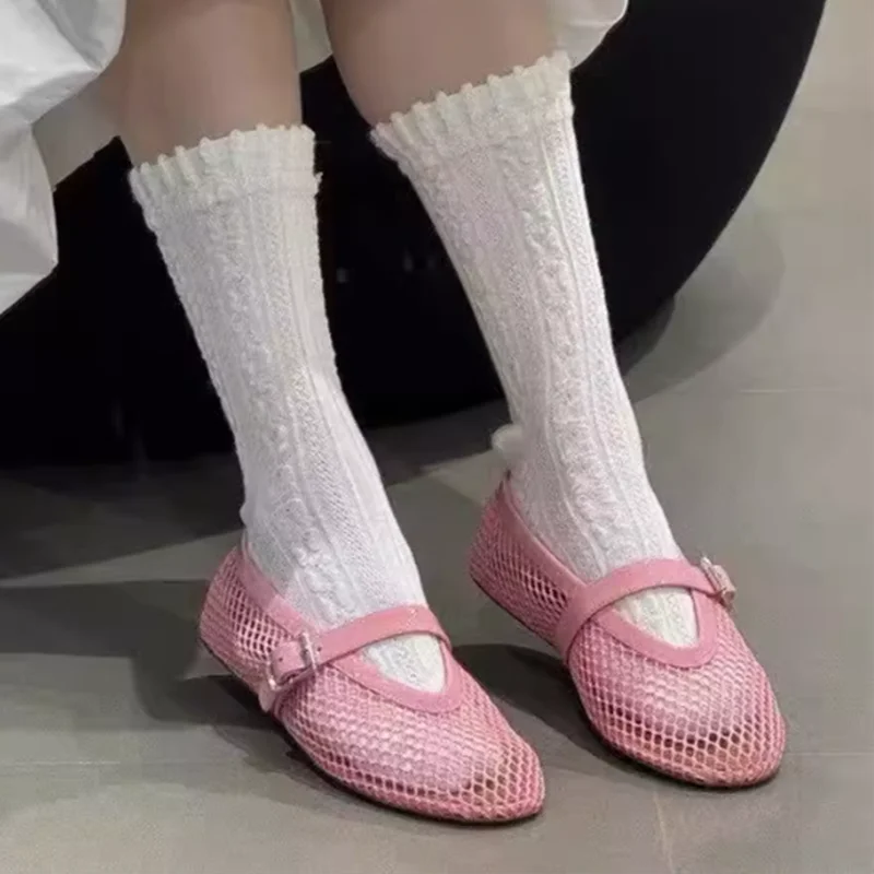 2025 nuevos zapatos de Ballet negros de malla, sandalias planas de Ballet para mujer, zapatos individuales transpirables con agujeros, zapatos de rejilla Mary Jane para mujer