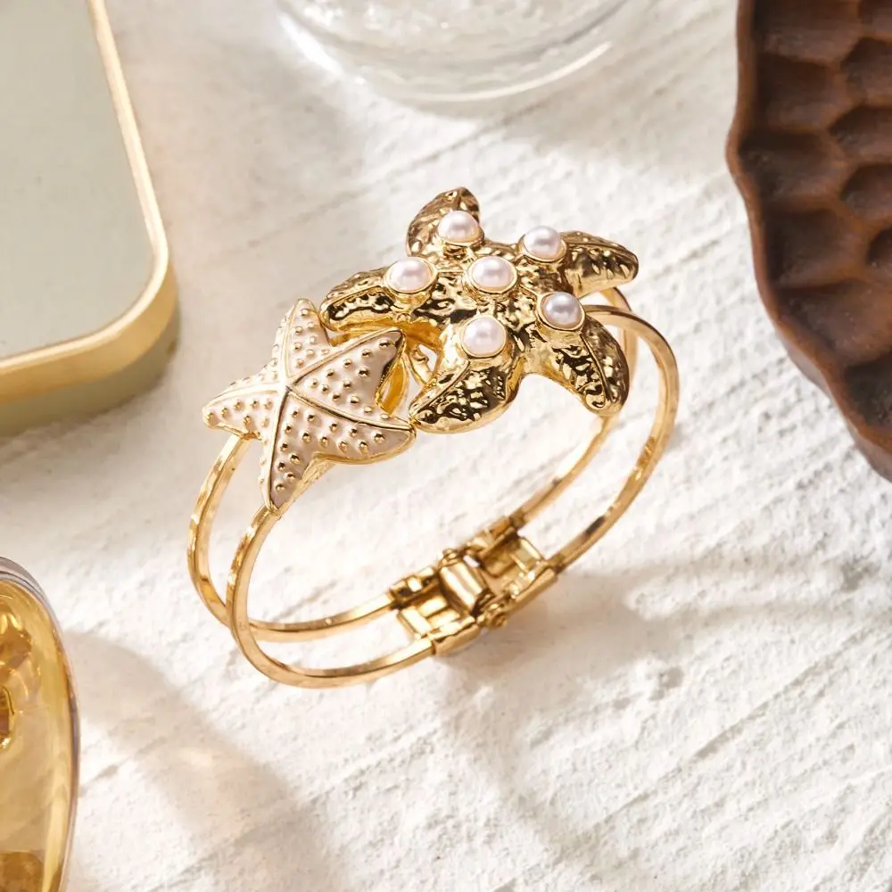 

Fashion Pearl Shell Starfish Cuff Enamel Boho Metal Bracelet Ocean Vibe Gold Color Open Bangle Women