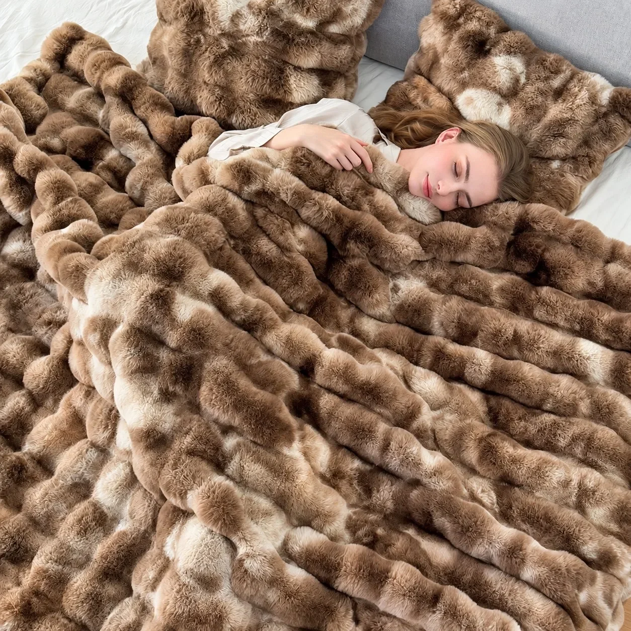 Tie-Dye Faux Fur Blanket Luxury Fluffy Faux Rabbit Fur Throws Blankets for Bed Sofa Double Layer Thick Plush Warm Winter Blanket