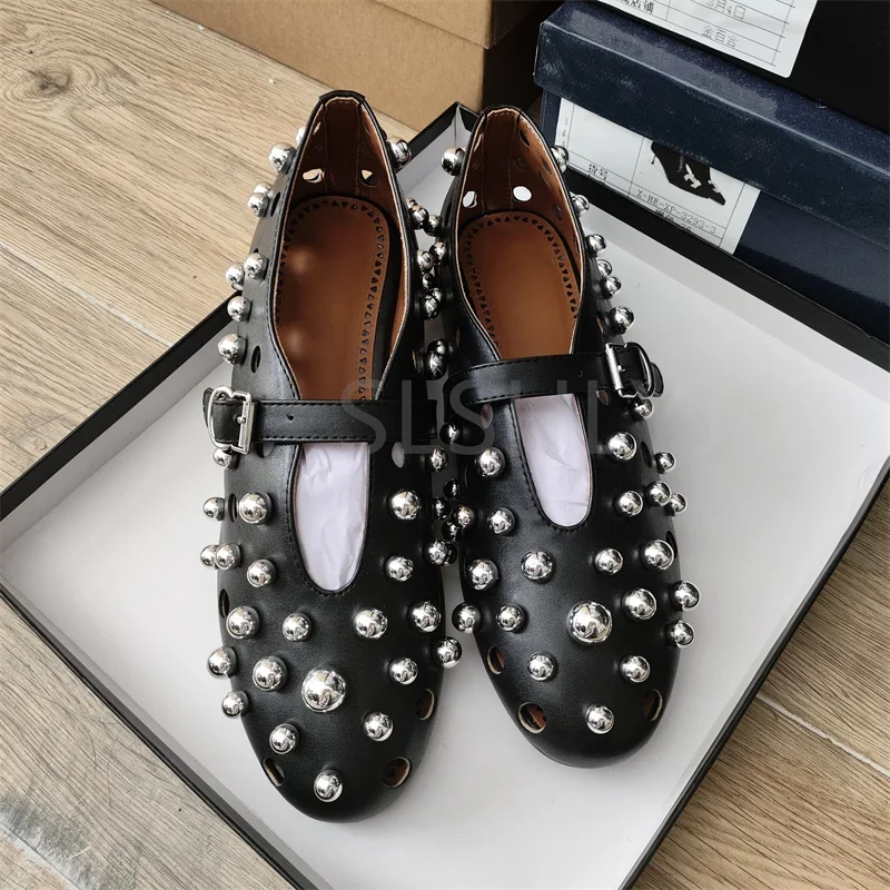 Rivet Round Head Flat Shoes Luxury Black Leather Hole Sandal Buckle Ballet Sandal Silver Ball Metal Hollow Mary Jane Shoes 34-45