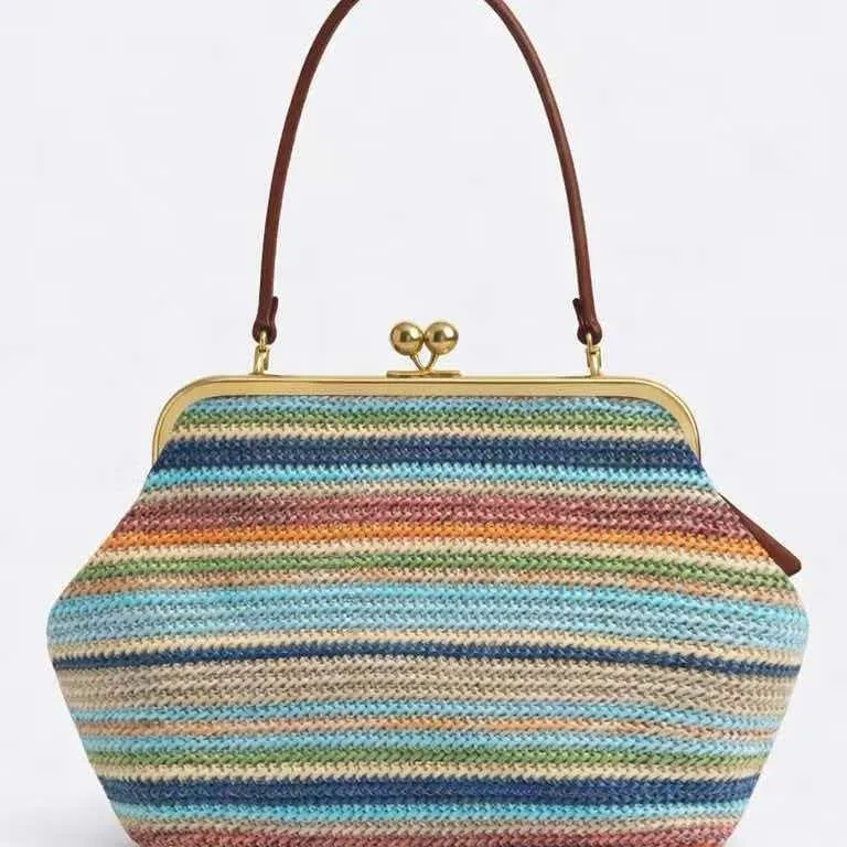 Fashion Large Striped Clip Shell Clucth Bag for Women Designer PP Straw Handbags Luxury Summer Beach Woven Bags Vacation 2026