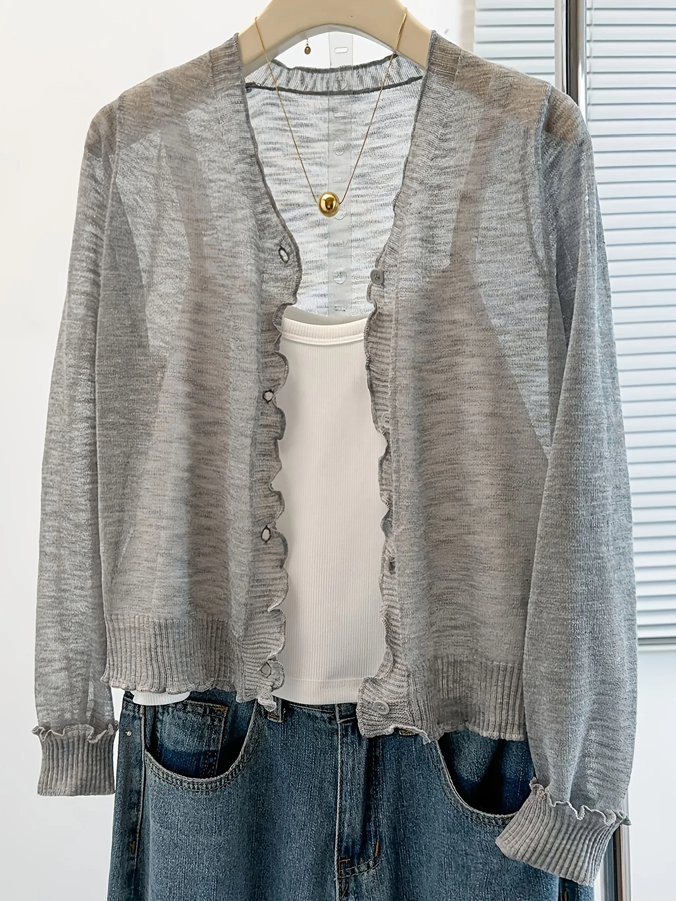 

Korean Style Thin Cotton Linen Knit Cardigan Women Short Sunscreen Shawl Casual Long Sleeve Beach Holiday Air Conditioner Coat