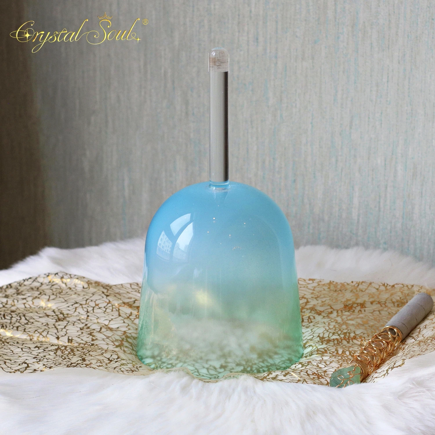 Blue Green Gradient Alchemy Handheld Crystal Singing Bowl For Yoga Meditation Pilates Customization