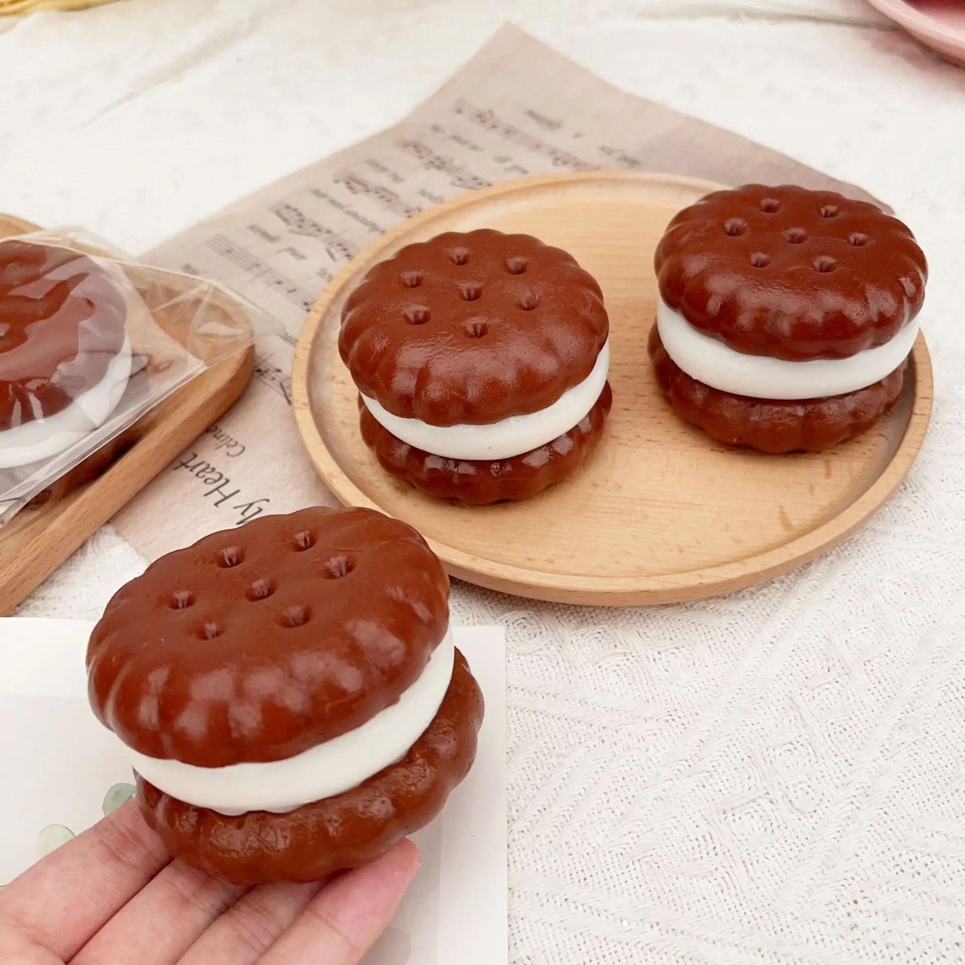 Simulation Sandwich Cookies Squeeze Slow Rebound Toys Creative Food Play Cookies Squish Stress Relief Toys Soft Mud Feeling