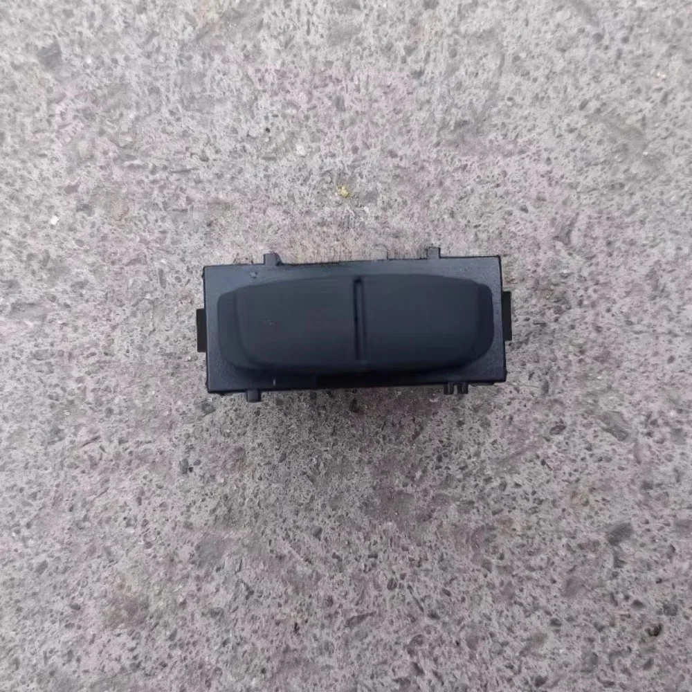 For Maxus V80 Door Central Locking Switch Gray Brand New -3541