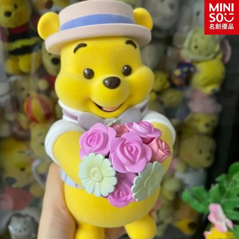 

Miniso Winnie The Pooh Love Confession Figure Kawaii Winnie Model Collection Statue Anime Action Figurine Desk Ornament Cute Toy