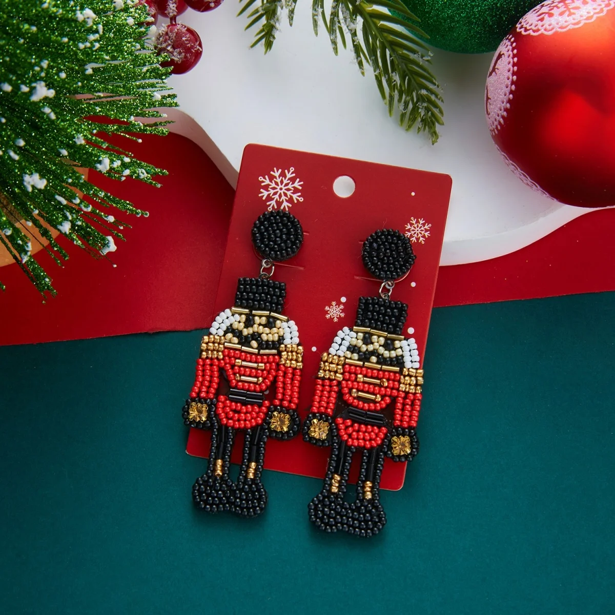 Weihnachtliche Ohrringe in Form eines Hauses mit Reisperlen für Damen, bunte Perlen, Weihnachtsmann, Rentier, Schneeflocke, Baum, Schleifen-Ohrringe, Schmuck. – Detail 33