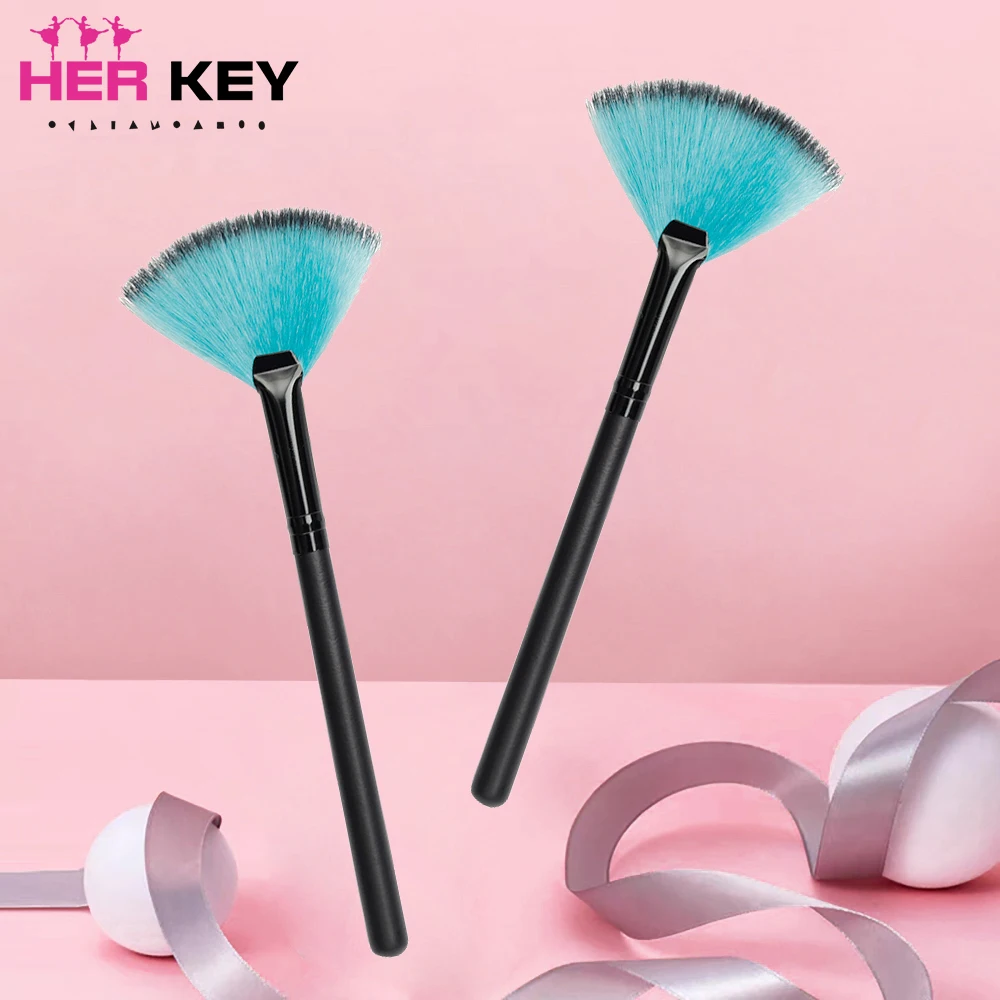 New Arrival  Practical Facial Brushes Fan Makeup Brushes Soft Portable Mask Brushes Cosmetic Tools for Women Ladies Girls