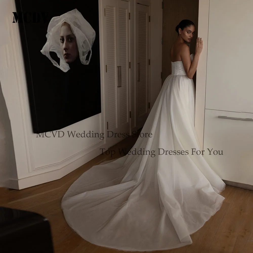 MCDV エレガントなサテンのウェディングドレス プラスサイズ ノースリーブ Aライン ストラップレス ベストド デ ノイバ カスタマイズされたスイープトレイン花嫁ドレス