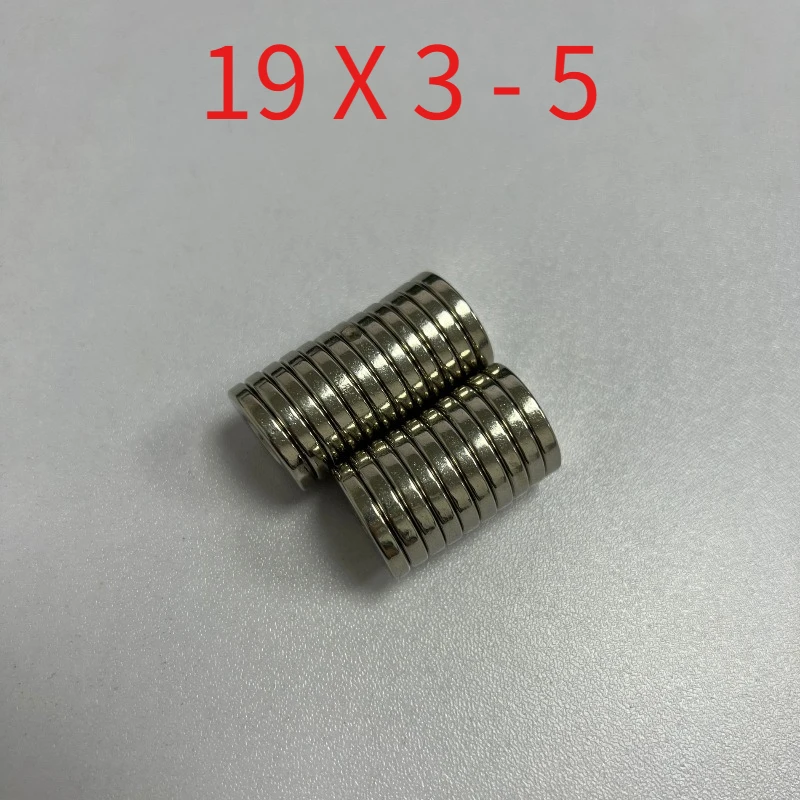 

10pcs/lot Diameter 19mm × Thickness 3mm - Hole diameter 5mm countersunk hole magent 19*3-5mm magnetic steel