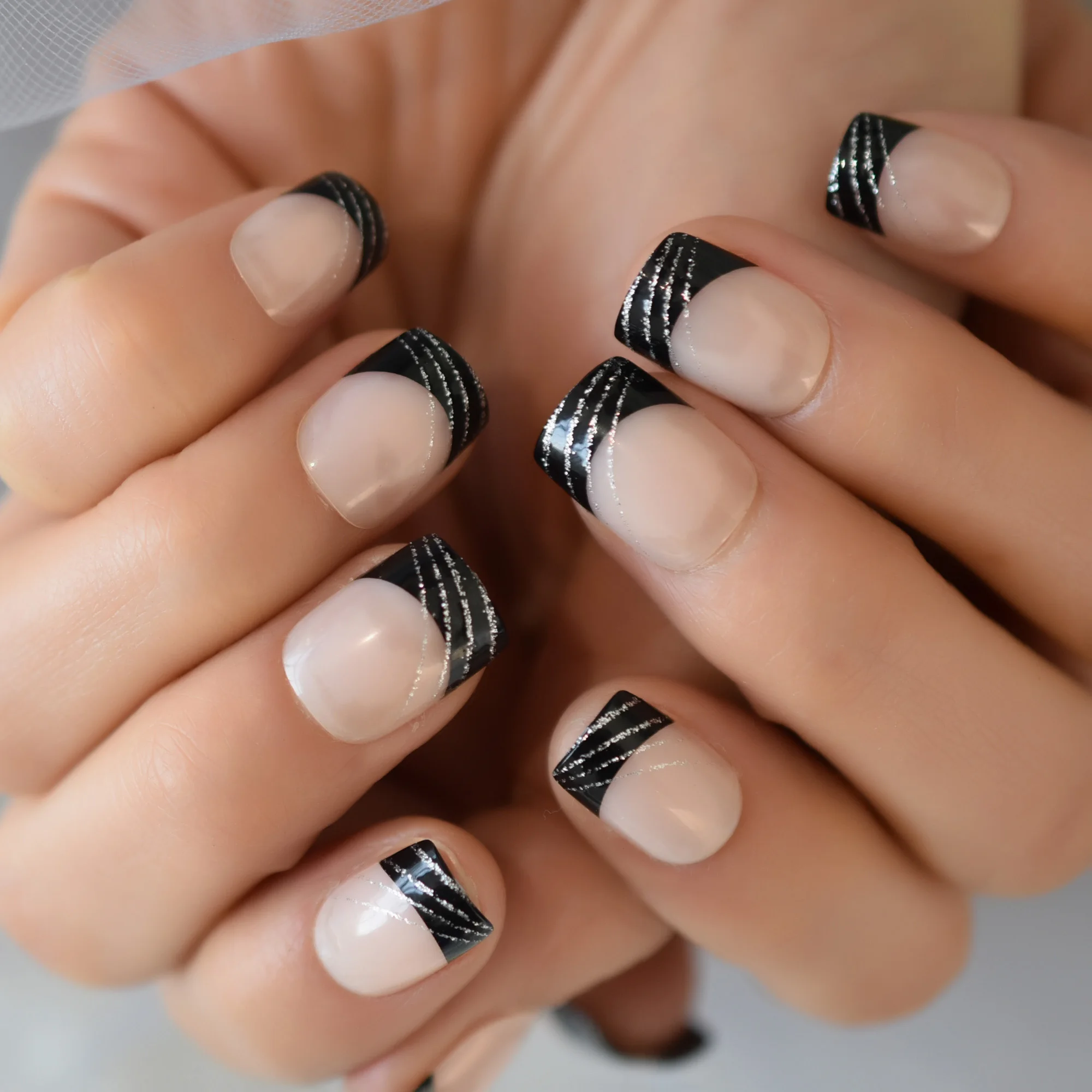 Press On Nail Art With Black Lace Designs French Nail Decorations Set Short Nude Artificial Fake Nail Tip