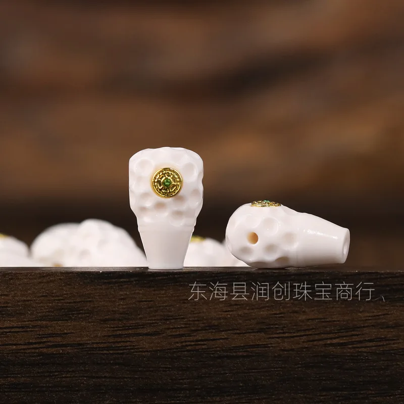Tibetan-Style, Exquisitely Crafted, Three-Way Connector With A Golden Label, Bracelet Making