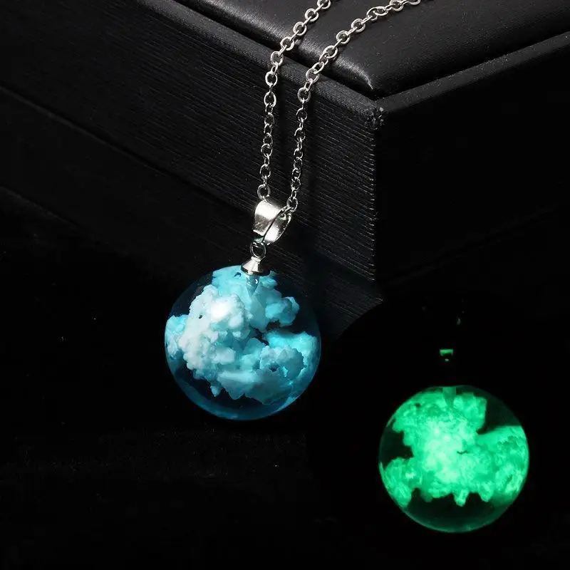 Simple Resin Ball Pendant Necklace Transparent Acrylic White Cloud Women Necklace Fashion Sweater Chain Necklace Jewelry