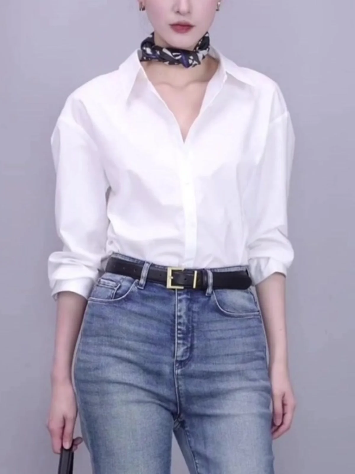 

Elegant White Casual Long Sleeve Women's Shirt Fashionable Commute Style Inner Wear Top Straight Cut Korean Version