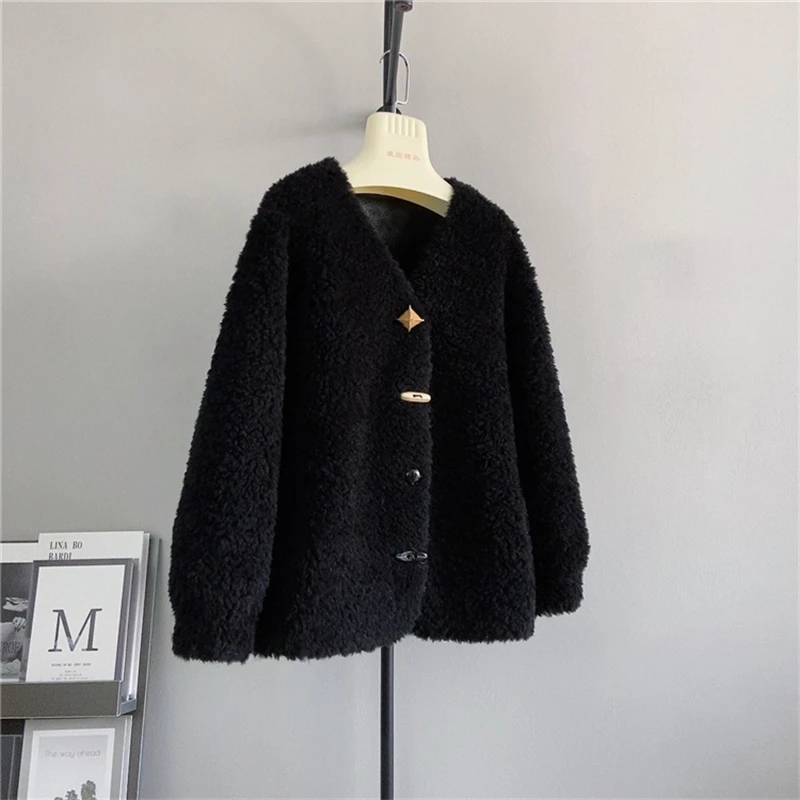 Women Girl Sheep Shearling V-neck Multifaceted Design Buttons Short Coat Female Lamb Wool Warm Coat PT452