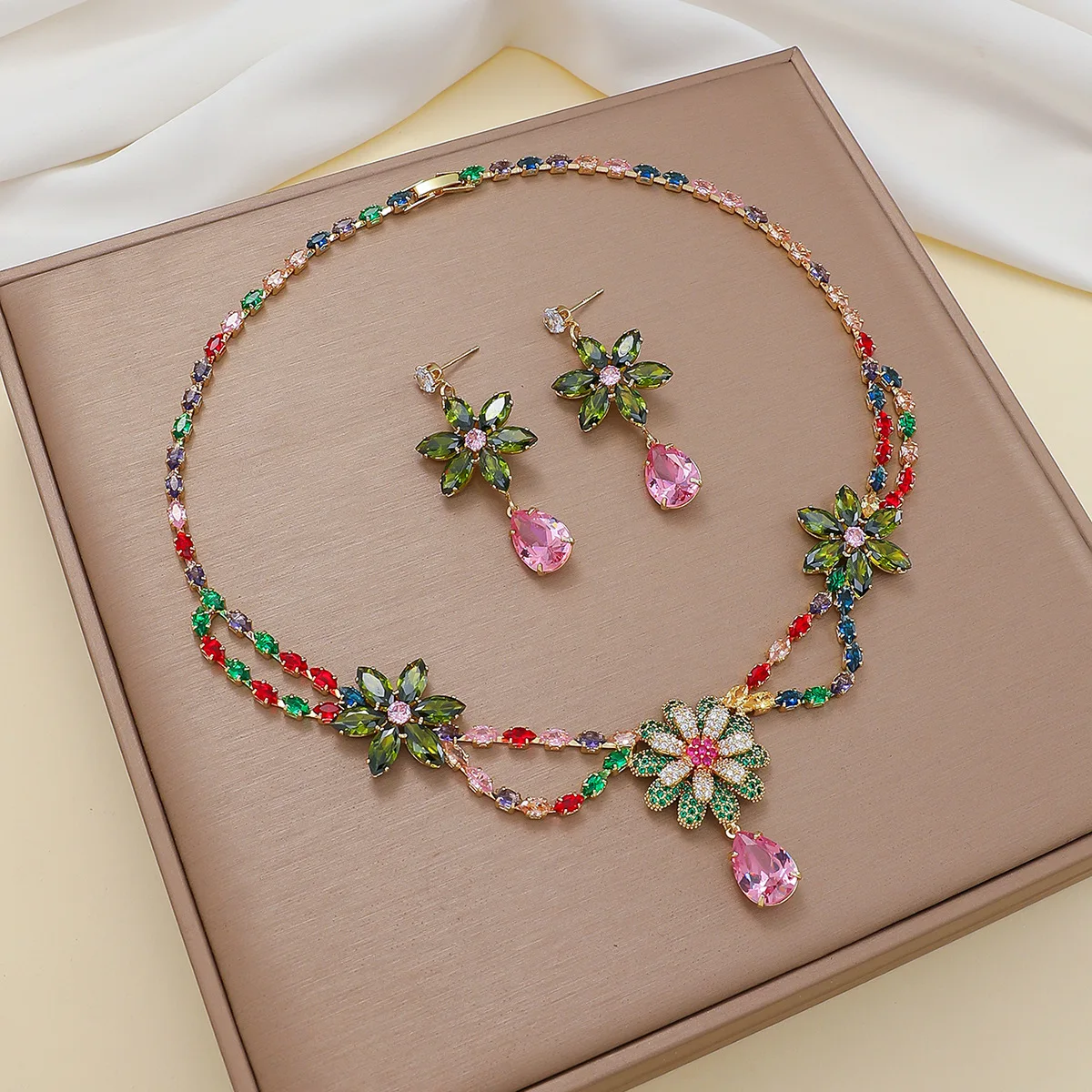 Accessories Travel Jewelry Box - Luxury Colorful Zircon Flower Choker Necklace