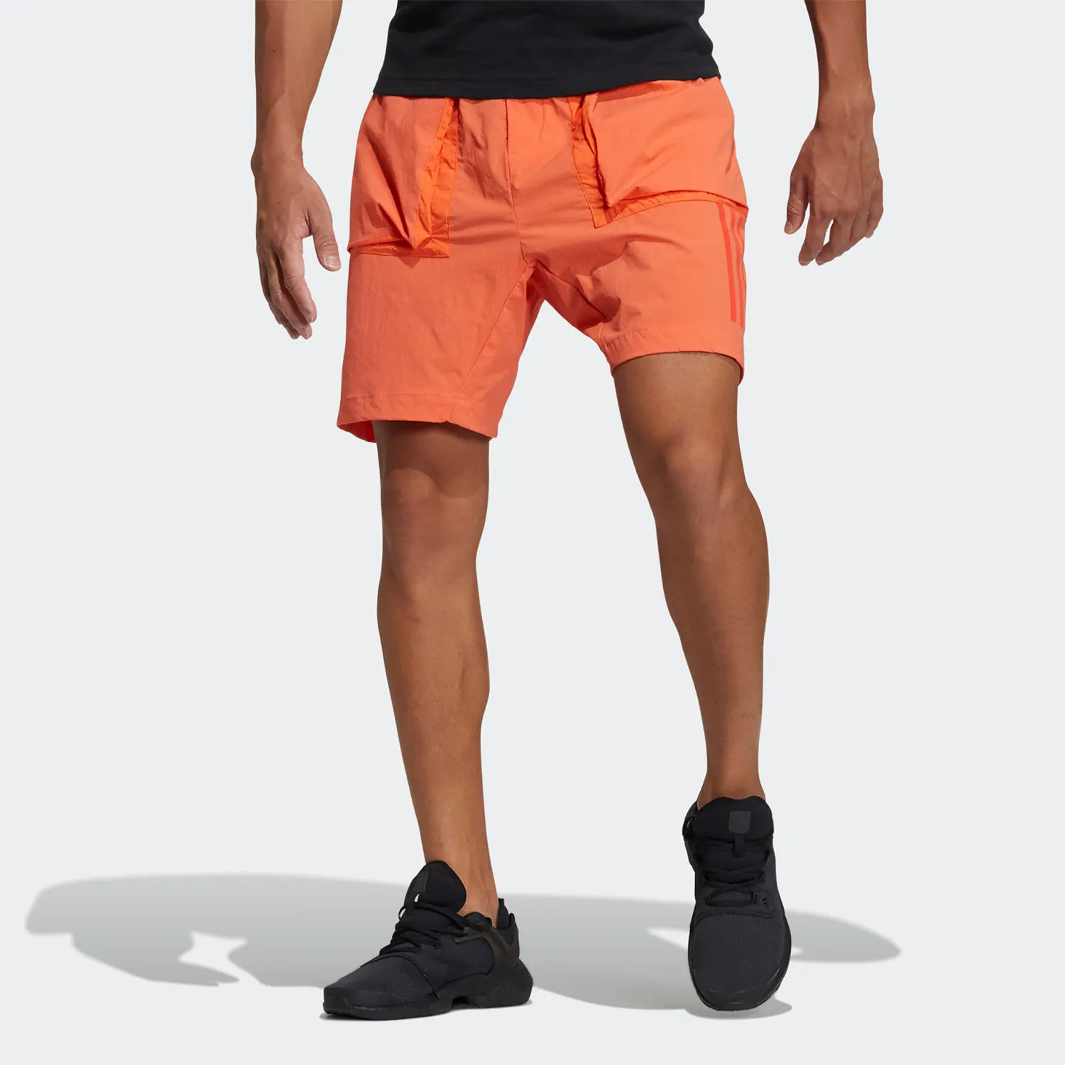 

Мужские летние спортивные шорты Adidas Originals New Leisure Comfort Sport Shorts Five Pants GN0778