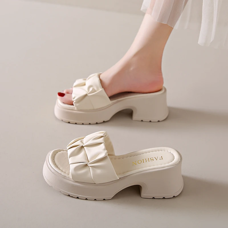 2024 Summer Round Toe Open Toe Solid Color Fashion Thick Sole Wearing Waterproof Platform Comfortable Slippers Women's Shoes