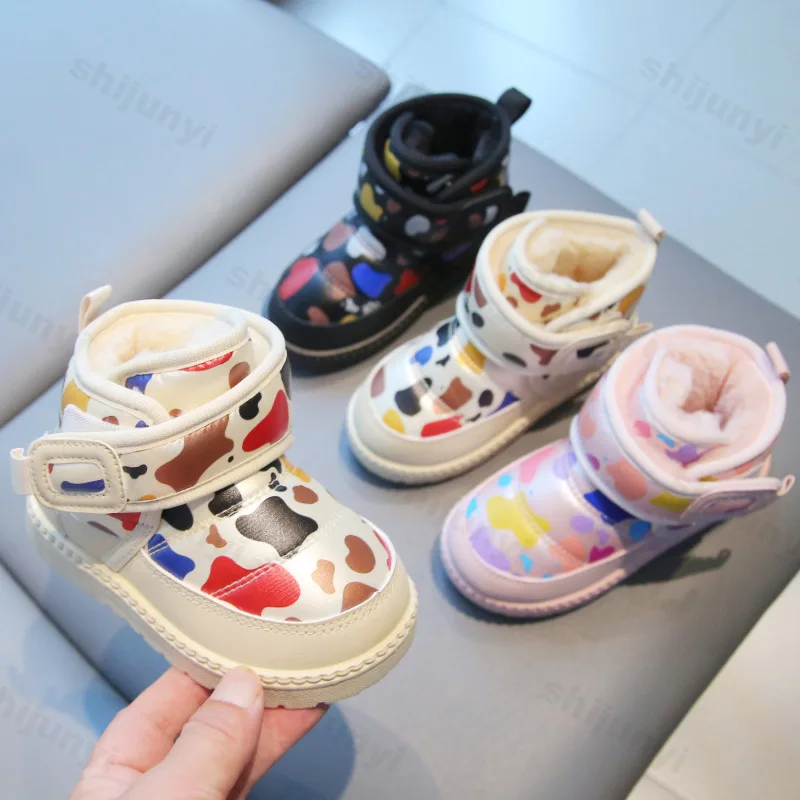 

Winter New Boys' Snow Boots Children Thicken Plush Warm Cotton Shoes Comfortable Fashionable Outdoor Non Slip Girls' Short Boots