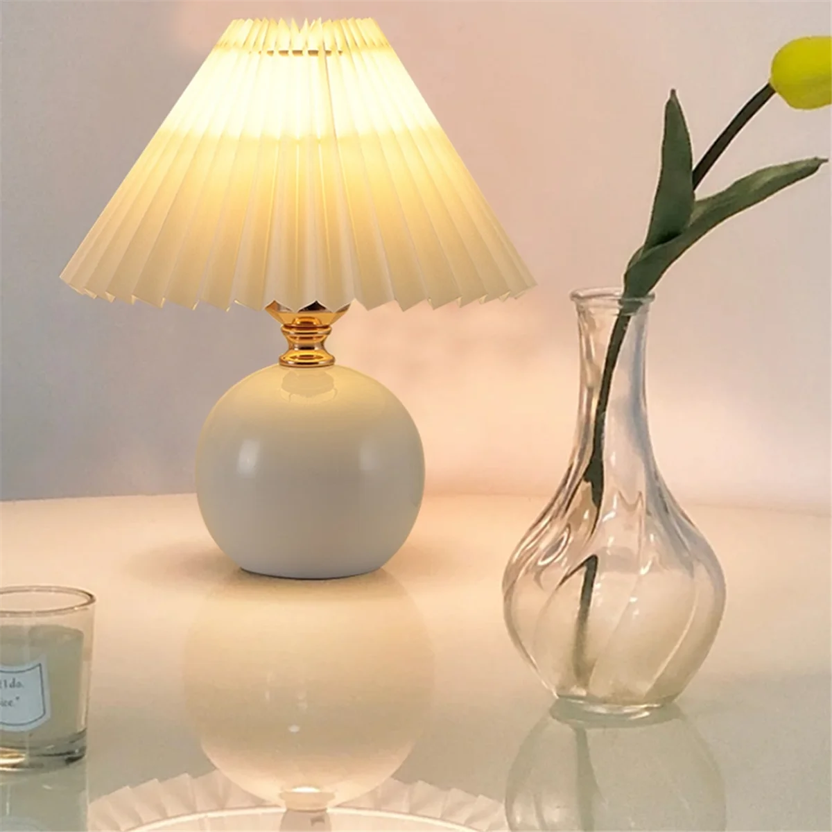 USB Retro Pleated Bedside Lamp Table Cute Desk Lamp for Bedroom Girl Princess Bed Lamp Deco Ceramic Base LED Light