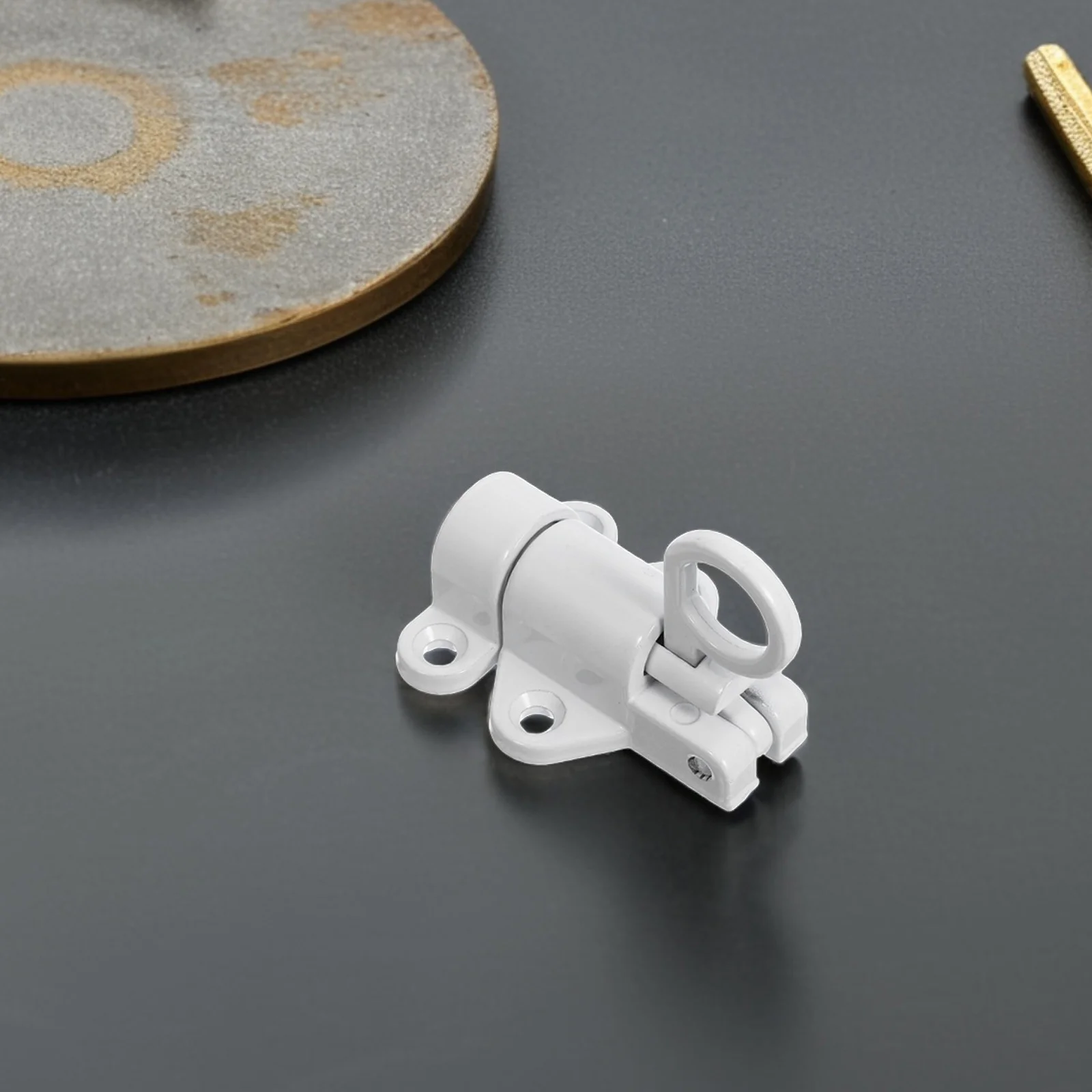 سبائك الألومنيوم مزلاج الباب الأبيض الربيع تحميل العلية سقف فتحة قفل الصيد مسامير أجهزة باب خزانة المنزل #3